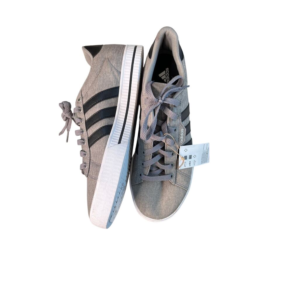Adidas Daily 3.0 Skateboarding Sneakers Men’s Gray & Blk Sz 10 New